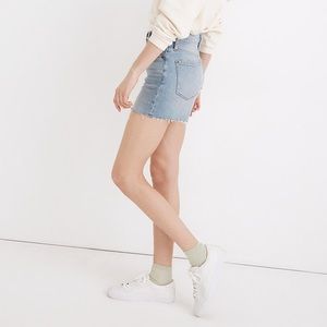 Light wash Madewell Denim cutoff Shorts 100% cotton